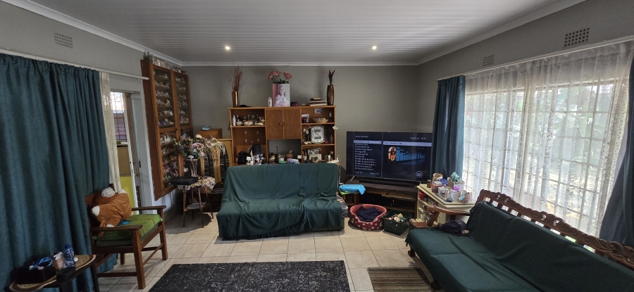 4 Bedroom Property for Sale in Geelhoutpark North West